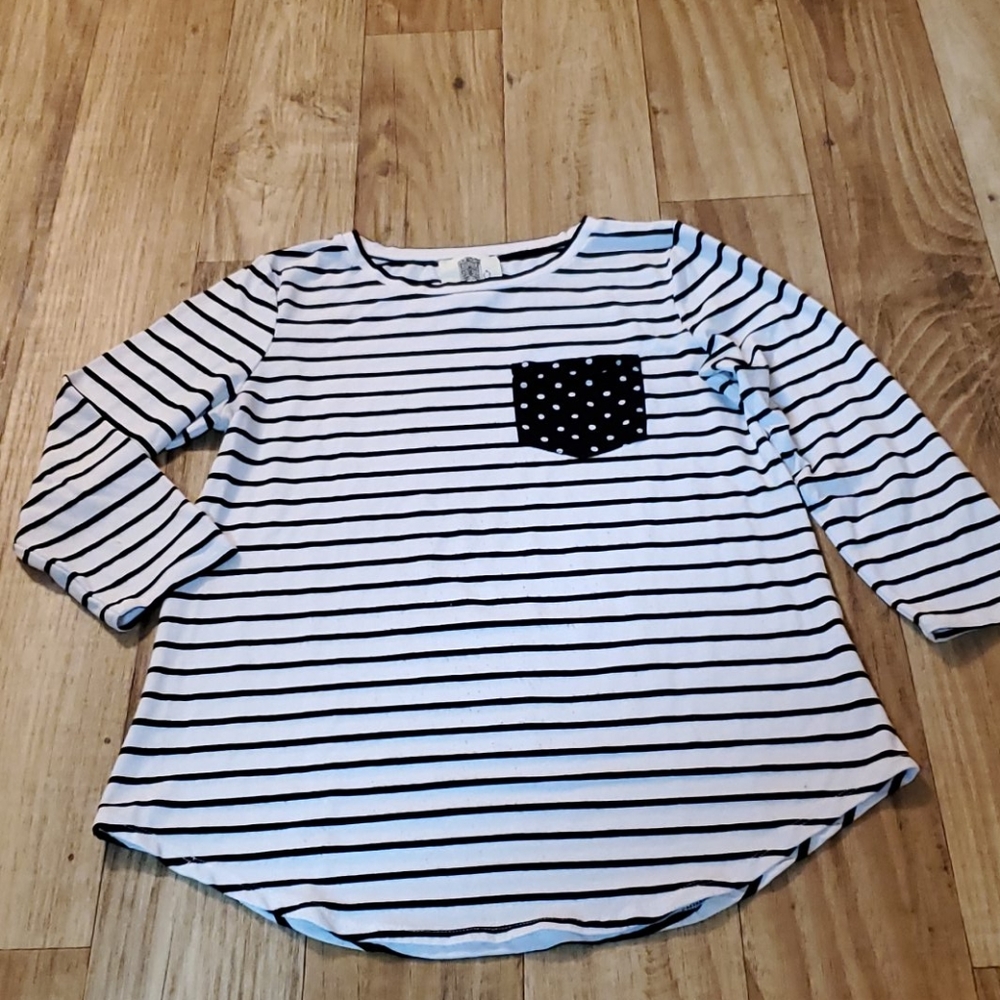 Black & White Top
